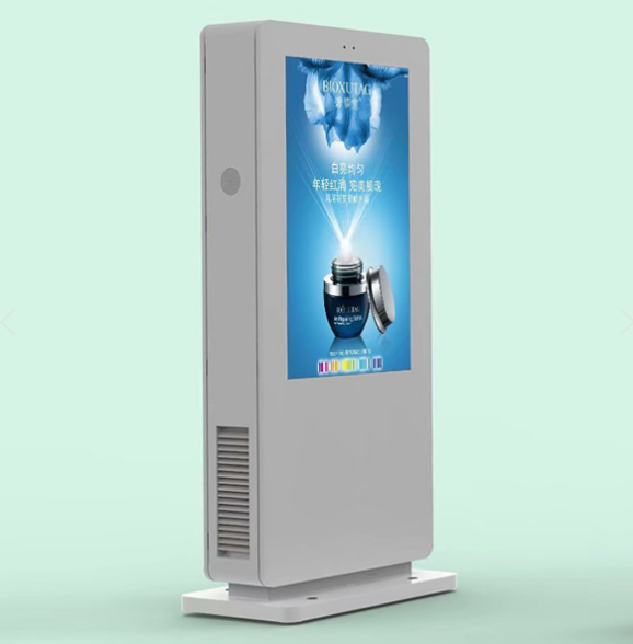 戶外立式廣告機(jī)